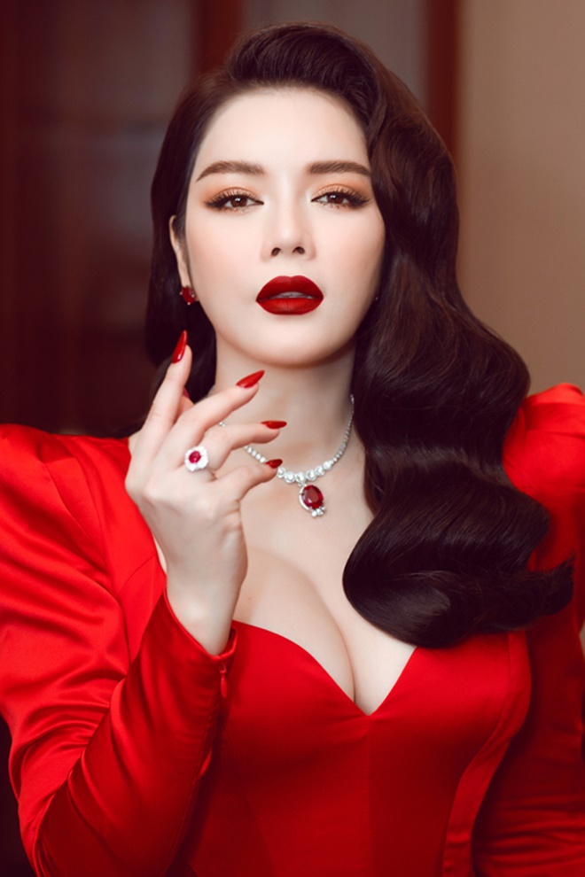 ly nha ky kim cuong 1